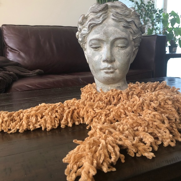 Scarf - Poodle Knit - Picture 2 of 2